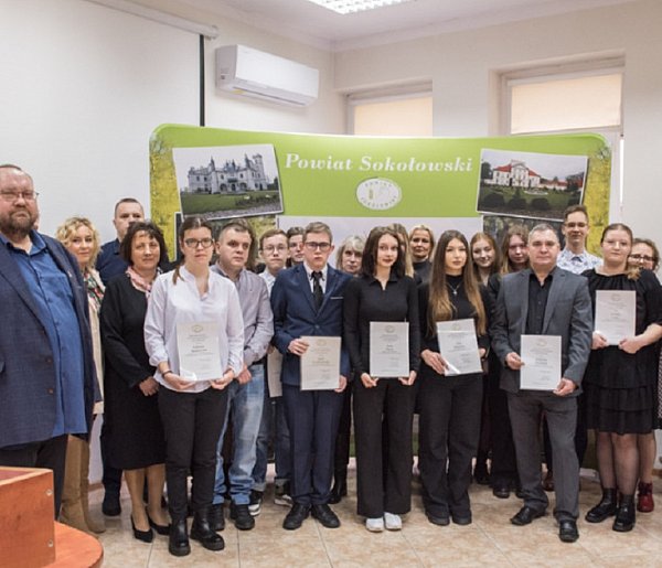 Wręczenie stypendiów Rady Powiatu Sokołowskiego za rok szkolny 2022/2023-1116