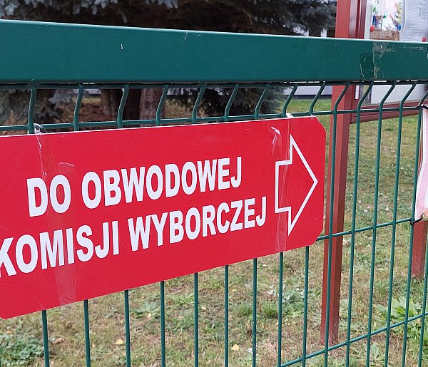 Polacy masowo ruszyli do urn. Padł historyczny rekord-4888