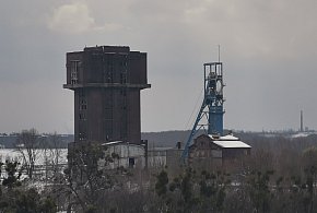 Pięcioletnie urlopy i nawet 170 tys. zł odprawy. Zmiany dla dużej grupy-5651