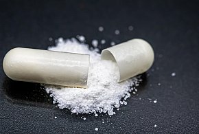 Salmonella w popularnym suplemencie. „Nie należy spożywać”-6037