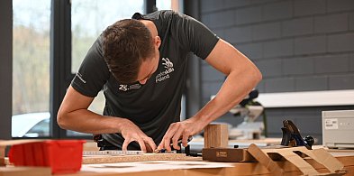 Lepszy fach w ręku czy dyplom uczelni?-5820