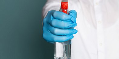 Natychmiastowe wycofanie preparatu. Jest komunikat GIF