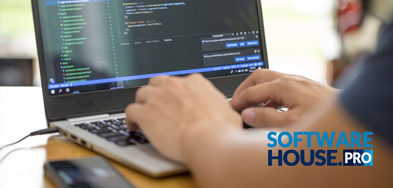 Software house Laravel w Polsce – jak budować aplikacje webowe, które łatwo rozwij